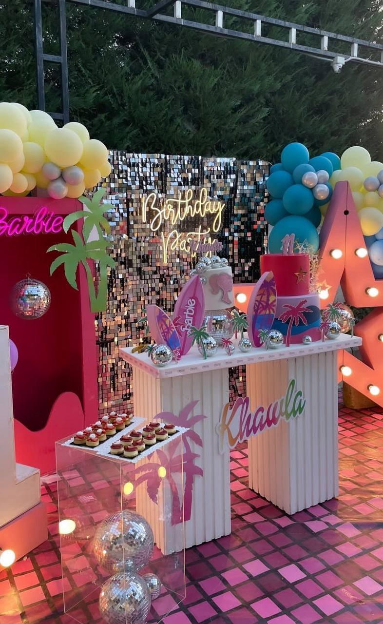 Decor Setup
