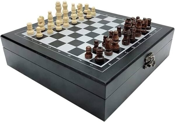 chessboard & poker chips - Image 2
