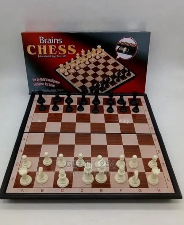 Magnetic and foldable chess - Image 2