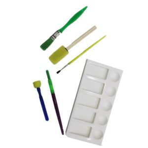 paint brush set with a palette