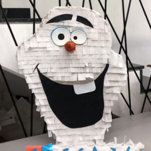 Olaf Piñatas