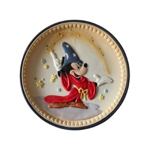 Disney and Themed Plates